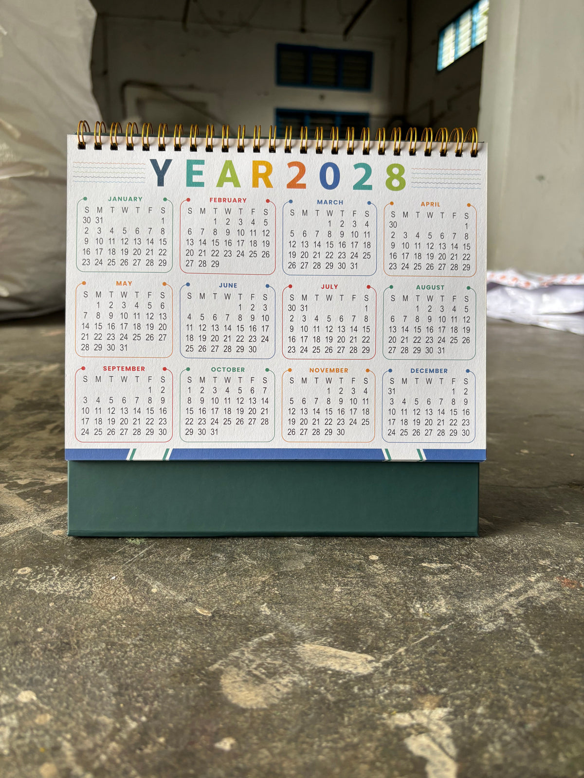 Eleganza 03 Table Calendar 2027