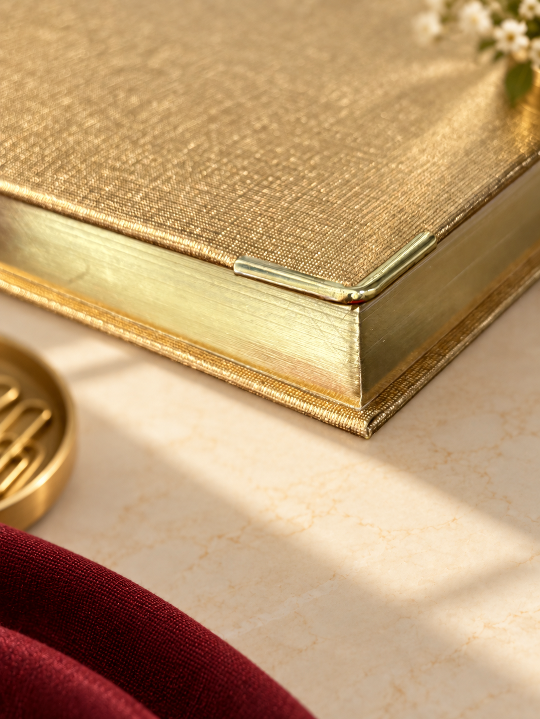 Ultre Gold Diary 2027 - product view 4