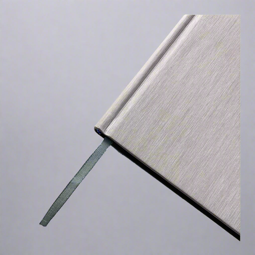 Sleek 01 Diary 2026 — view 4