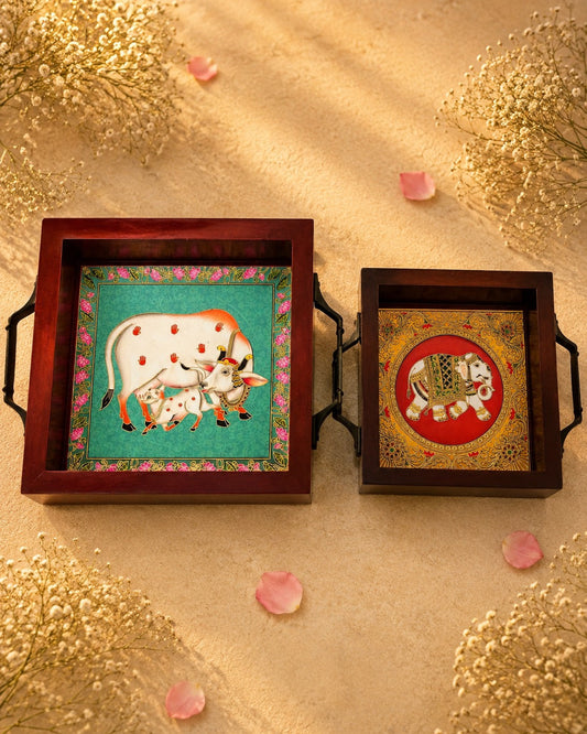 WOODEN DECORATIVE TRAY